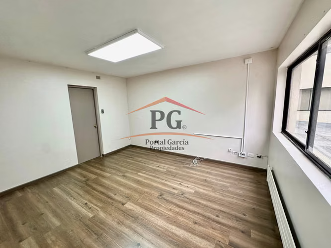 ESPACIO COMERCIAL Y PROFESIONAL EN CENTRO DE VALDIVIA - Imagen 11