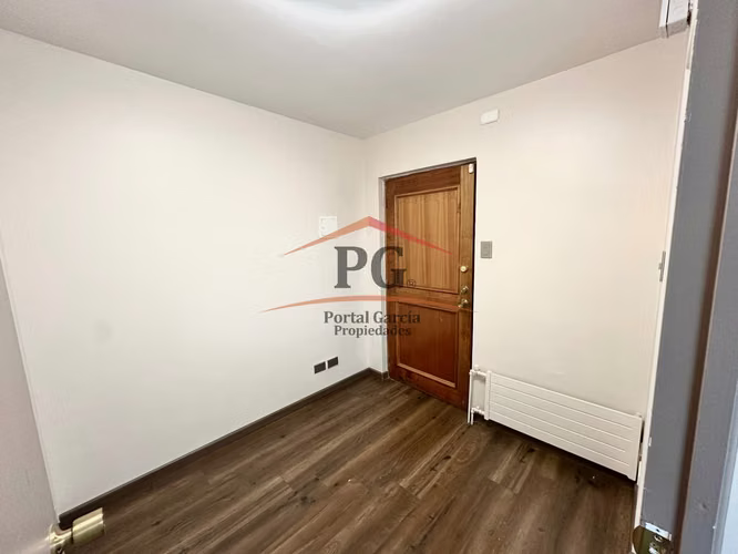 ESPACIO COMERCIAL Y PROFESIONAL EN CENTRO DE VALDIVIA - Imagen 4