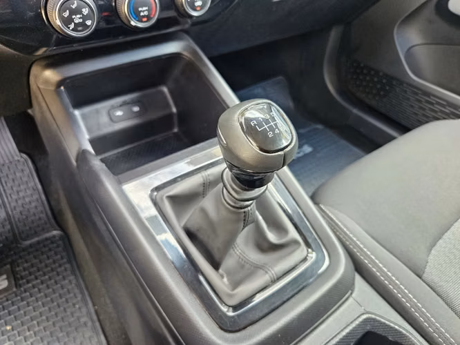 Chevrolet Sail 1.5 Ltz Mt 2025 - Imagen 16
