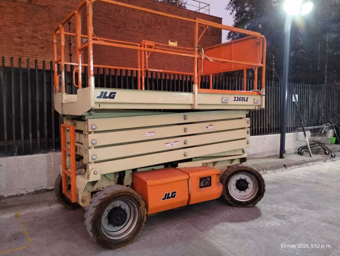 JLG 3369LE ELÉCTRICA – 12 METROS – EN VENTA