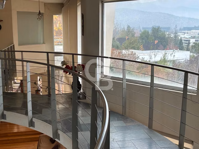 Casa 4D/4B con subterráneo | Sector Lo Barnechea