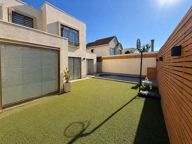 Casa en venta de 3 dorm. Piscina, Izarra. CDLV - Imagen 17
