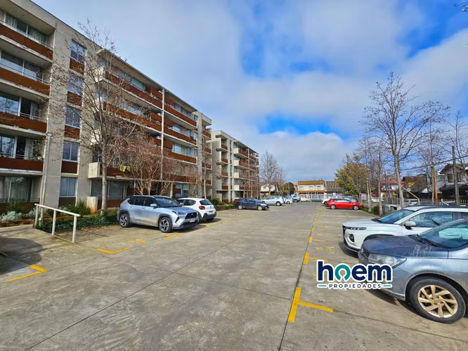 Departamento en venta en Condominio Santa María, Sector Oriente, Talca