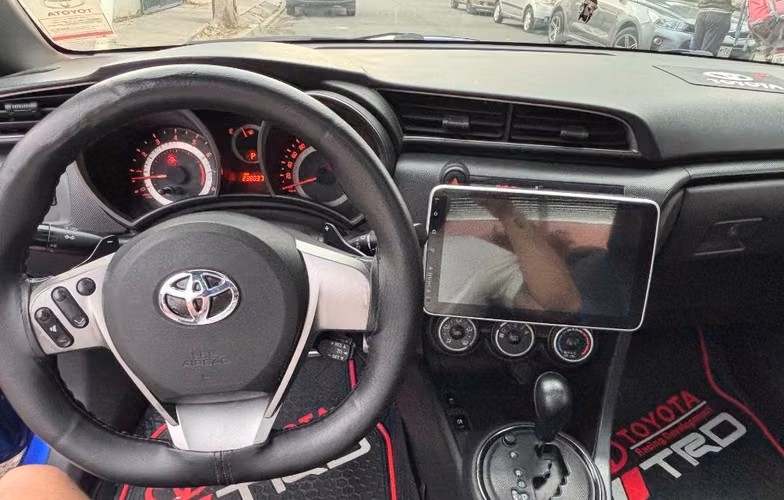 Toyota zelas 2.5  2011 (scion/lexus)