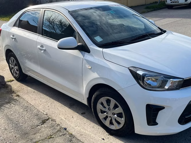 Vendo KIA Soluto por no uso