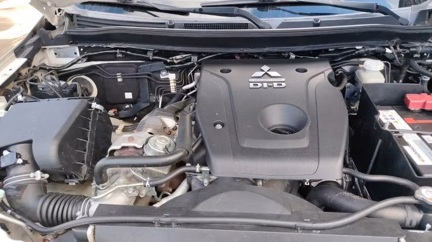 Mitsubishi L200