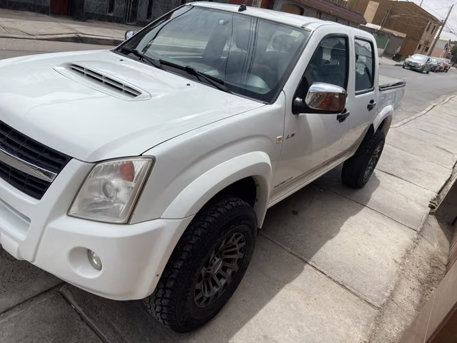 CAMIONETA CHEVROLET D-MAX AÑO 2014