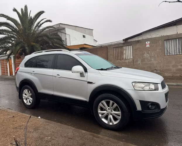 Chevrolet captiva diesel AUTOMÁTICA FAMILIAR 2015