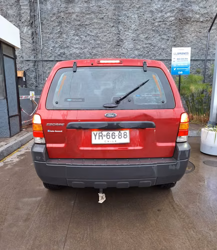 Ford Escape XLS 2.3L 2005