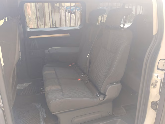 PEUGEOT TRAVELLER SE VENDE POR RENOVACION