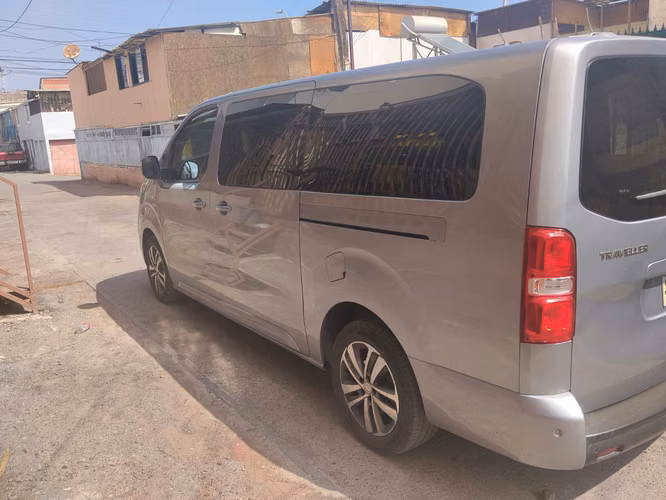 PEUGEOT TRAVELLER SE VENDE POR RENOVACION