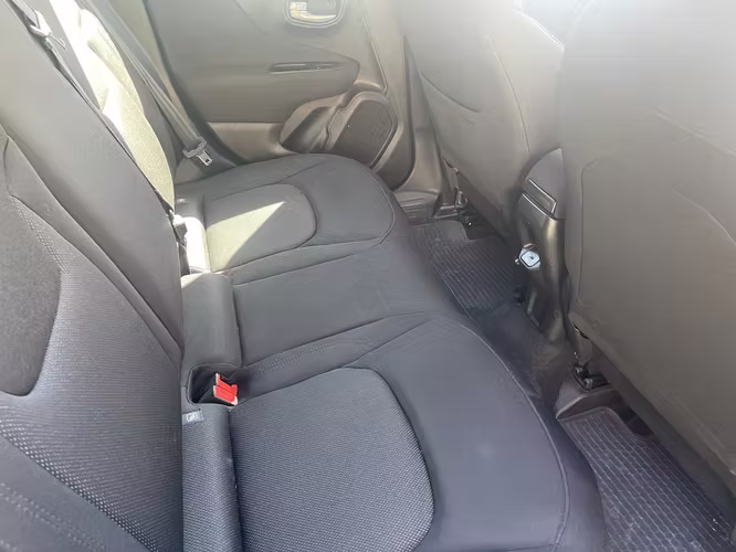 Jeep Renegade Sport año 2022 (Crédito Directo con Dicom)