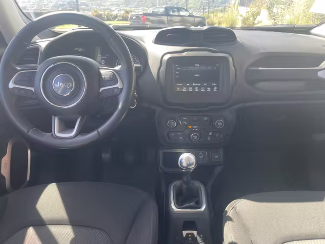 Jeep Renegade Sport año 2022 (Crédito Directo con Dicom)