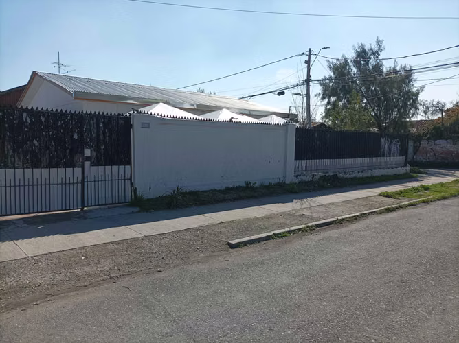 Los Halcones. Las Golondrinas. Av. Macul.  (180119)