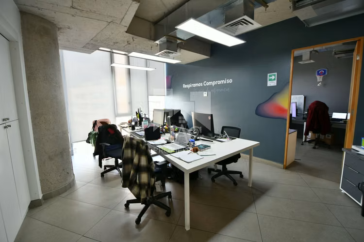 ARRIENDO OFICINA 3PRIV S REUNION 2 PLANTA LIBRE 2B DOMINICOS - Imagen 9