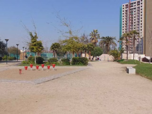 BUEN CONDOMINIO SEGURO PARA LOS NIÑOS (180124)