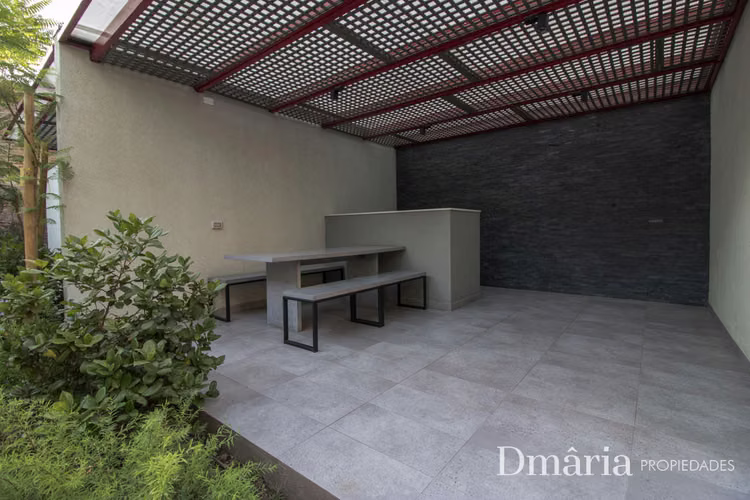 DEPARTAMENTO CON ESTACIONAMIENTO - Imagen 9