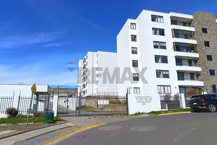 "depto. renovado, en lomas de san sebastián"