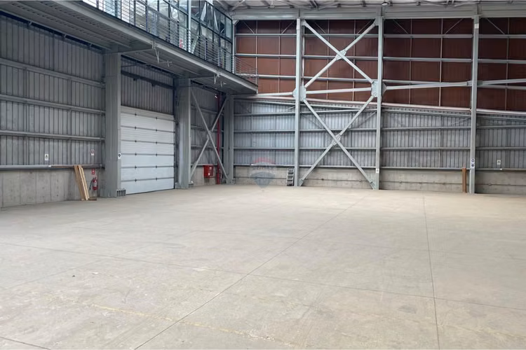 Bodega con oficina en arriendo, pudahuel, santiago