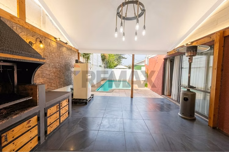 Hermosa casa gran quincho piscina 6 d