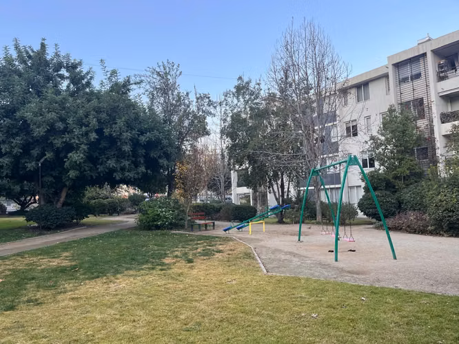 VENTA DEPARTAMENTO 2 D 2 B EN CONDOMINIO  HUECHURABA