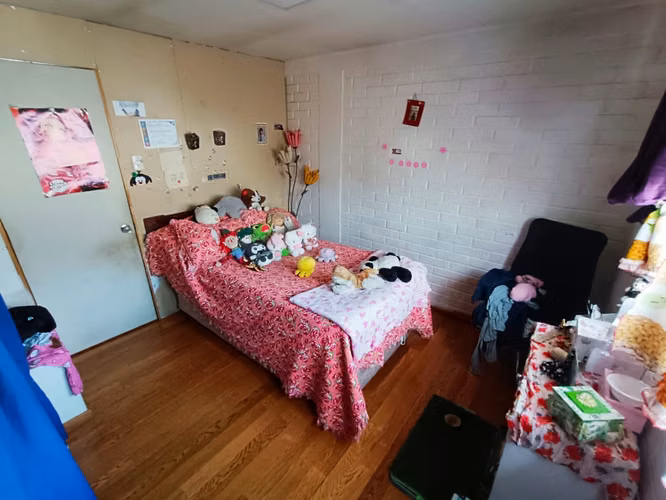 VIVE EN UNA AMPLIA CASA ESQUINA EN QUILICURA 4 DORMITORIOS - Imagen 14