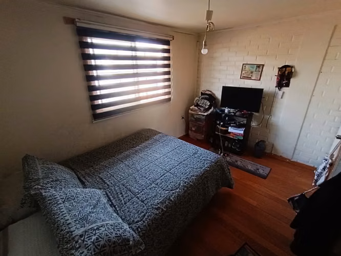 VIVE EN UNA AMPLIA CASA ESQUINA EN QUILICURA 4 DORMITORIOS - Imagen 10