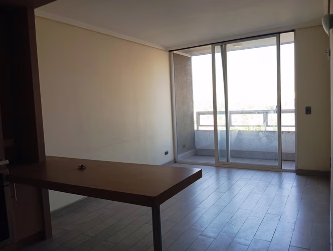 VENTA DE OPORTUNIDAD 2500 UF 2D 2B 1E 1B LAS REJAS