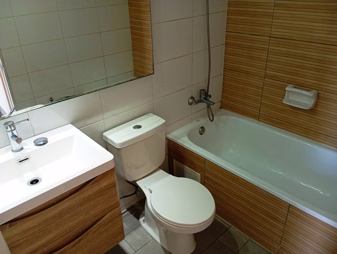 VENTA DE OPORTUNIDAD 2500 UF 2D 2B 1E 1B LAS REJAS
