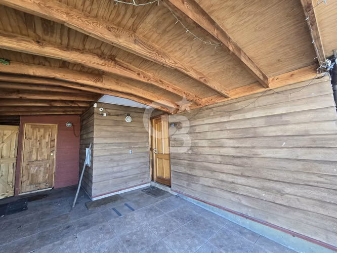 Casa Esquina en Av. Principal - Venta/Arriendo - Imagen 3
