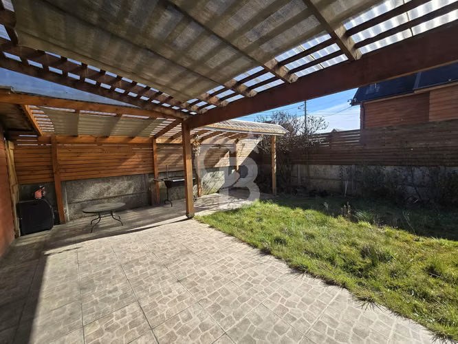 Casa Esquina en Av. Principal - Venta/Arriendo - Imagen 13
