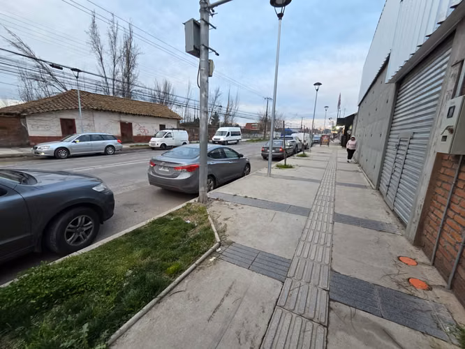 Se Arrienda Local Comercial en Excelente Ubicación en Molina