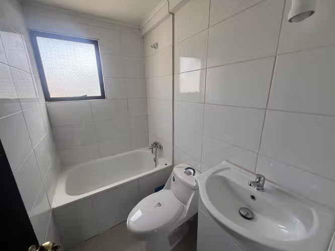 Vendo acogedora y céntrica casa en Pablo Neruda