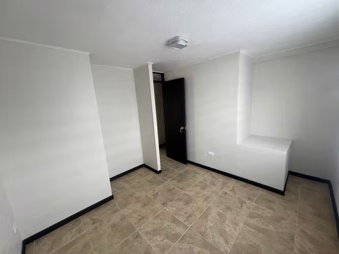 Vendo acogedora y céntrica casa en Pablo Neruda