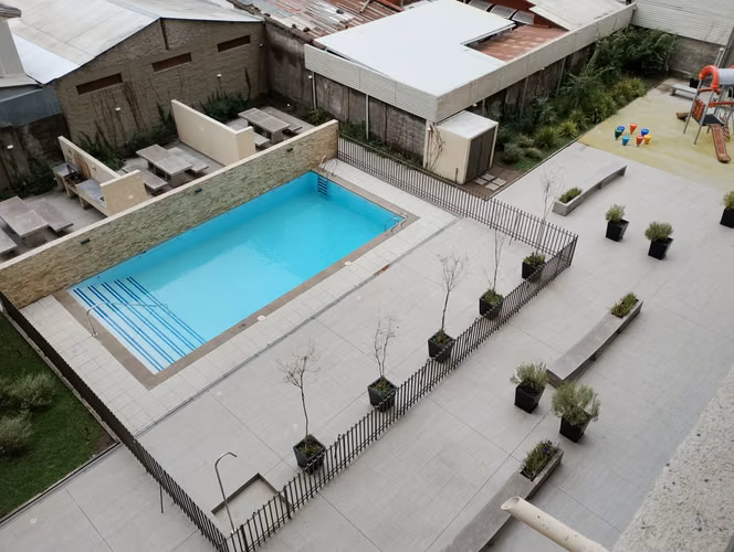 GRAN TERRAZA Y ESTACIONAMIENTO METRO CERRILLOS - Imagen 2