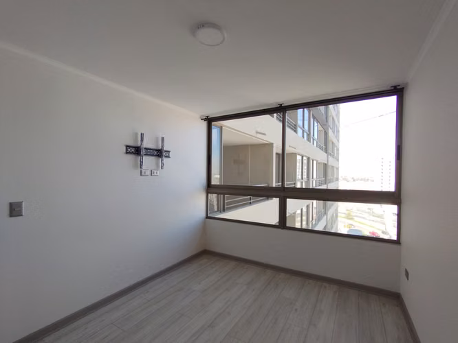 GRAN TERRAZA Y ESTACIONAMIENTO METRO CERRILLOS - Imagen 8