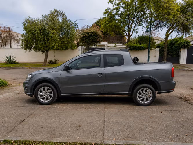 VOLKSWAGEN SAVEIRO DOBLE CABINA - 2020 | 4344