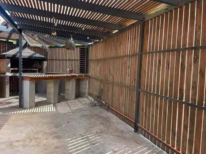 Arriendo en Mantagua: Casa Familiar 4D 3B 2 est  (180140)