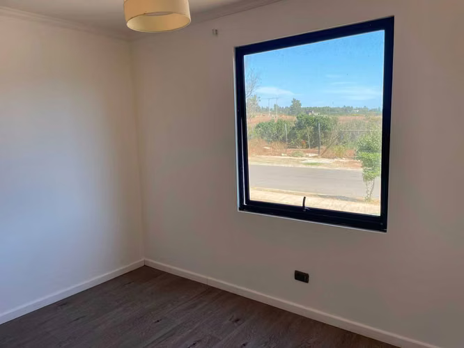 Arriendo en Mantagua: Casa Familiar 4D 3B 2 est  (180140)