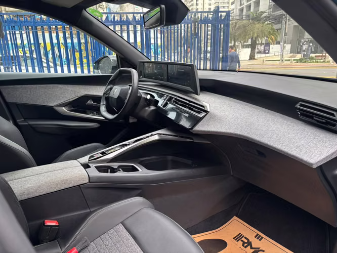 2025 Peugeot 5008 ALLURE MHEV 1,2 EDCT6