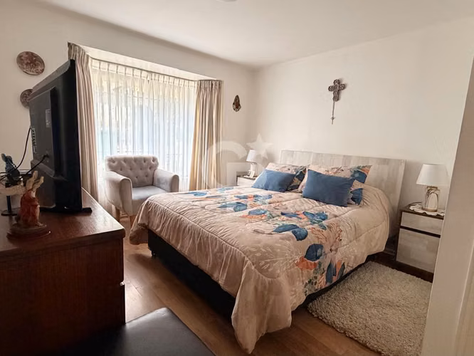 Casa con linda vista al lago - Imagen 5