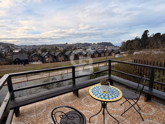 Casa con linda vista al lago - Imagen 8
