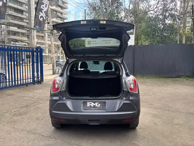 2018 SsangYong Tivoli 1.6 STD DIESEL 4X2 AT 5P.