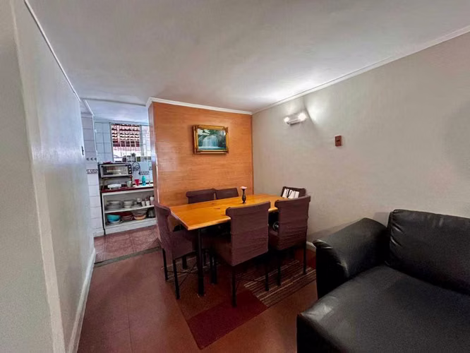 Casa en Ñuñoa - sector seguro y consolidado ! (180152)