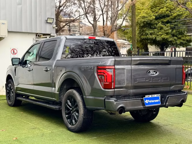FORD F150 F-150 LARIAT BLACK CC 4X4 5.0L - 2025 | 1568 - Imagen 9