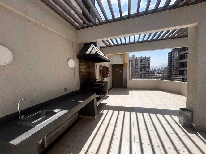 Departamento a pasos de metro Santa Lucia (180157) - Imagen 16