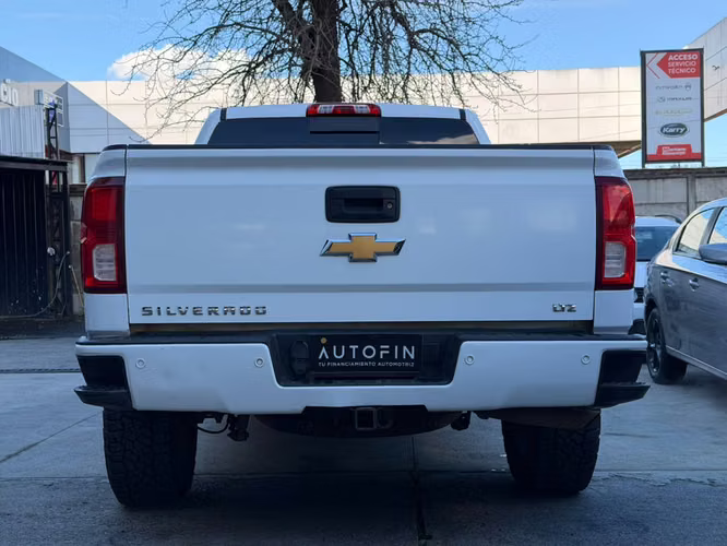 CHEVROLET SILVERADO LTZ 2018