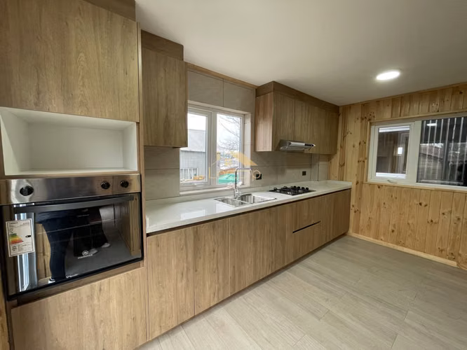 CASA NUEVA EN ARRIENDO | NUEVA BRAUNAU, PUERTO VARAS - Imagen 2
