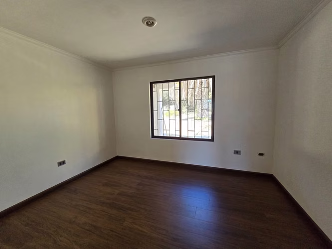Se Vende Parcela con Dos Casas en Comuna de Talagante