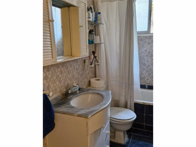 Gestimob vende amplia casa de un piso en pasaje Aulén , Villa Robert Kennedy, Estación Central - Imagen 14